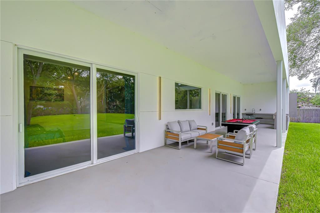 En Venta: $880,000 (4 camas, 3 baños, 3014 Pies cuadrados)