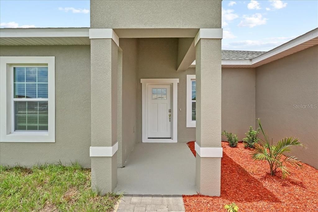 For Rent: $2,290 (4 beds, 3 baths, 1891 Square Feet)