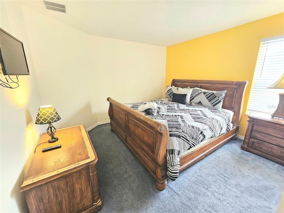 En Venta: $599,900 (7 camas, 4 baños, 2834 Pies cuadrados)