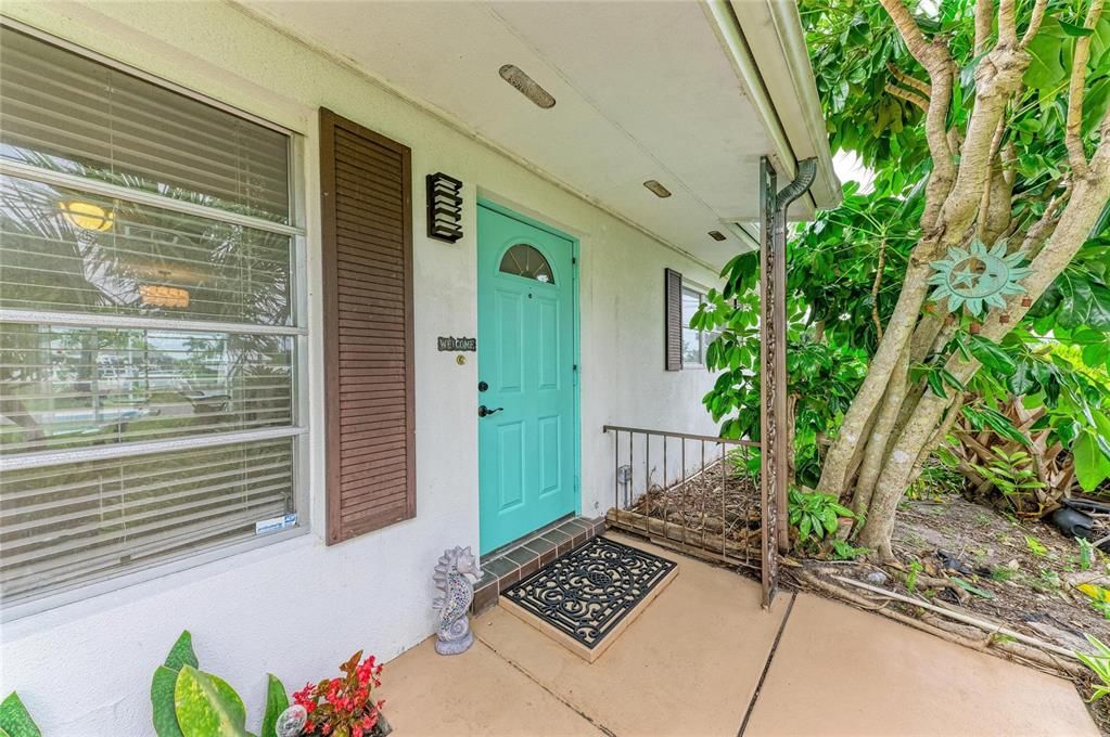 For Sale: $449,000 (3 beds, 2 baths, 1696 Square Feet)