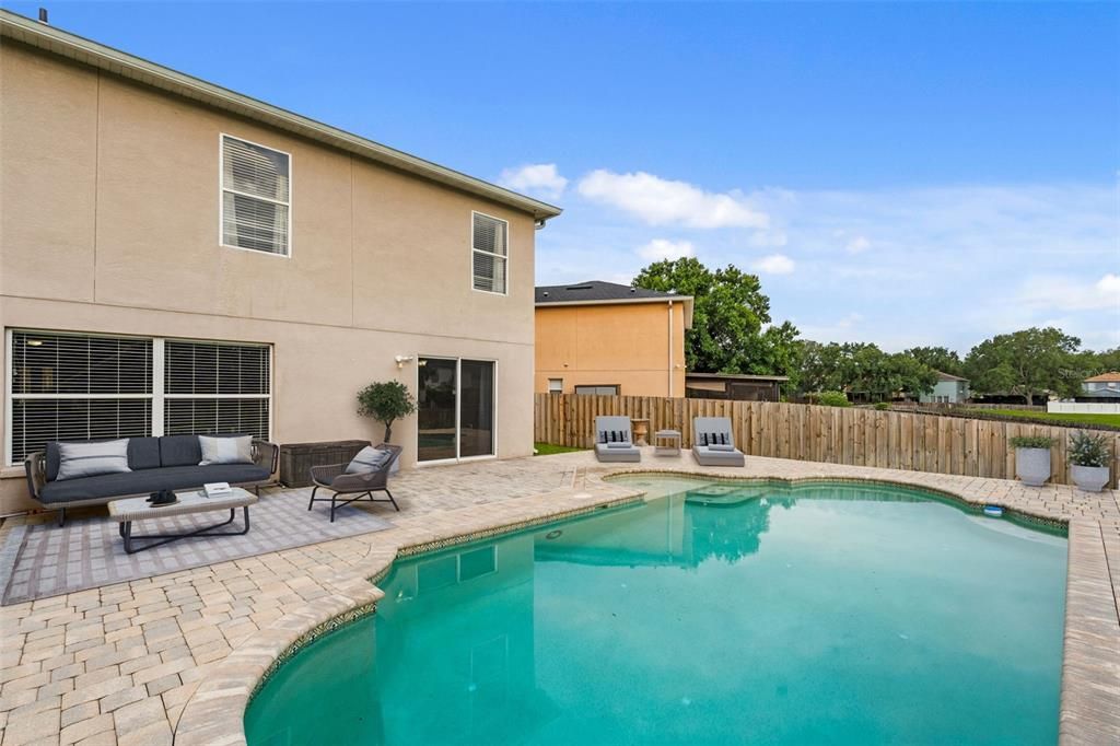 For Sale: $400,000 (3 beds, 2 baths, 1764 Square Feet)
