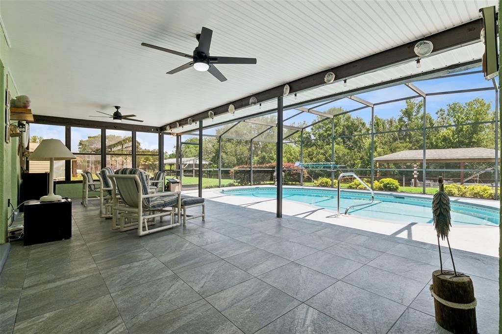 For Sale: $595,900 (3 beds, 2 baths, 2001 Square Feet)