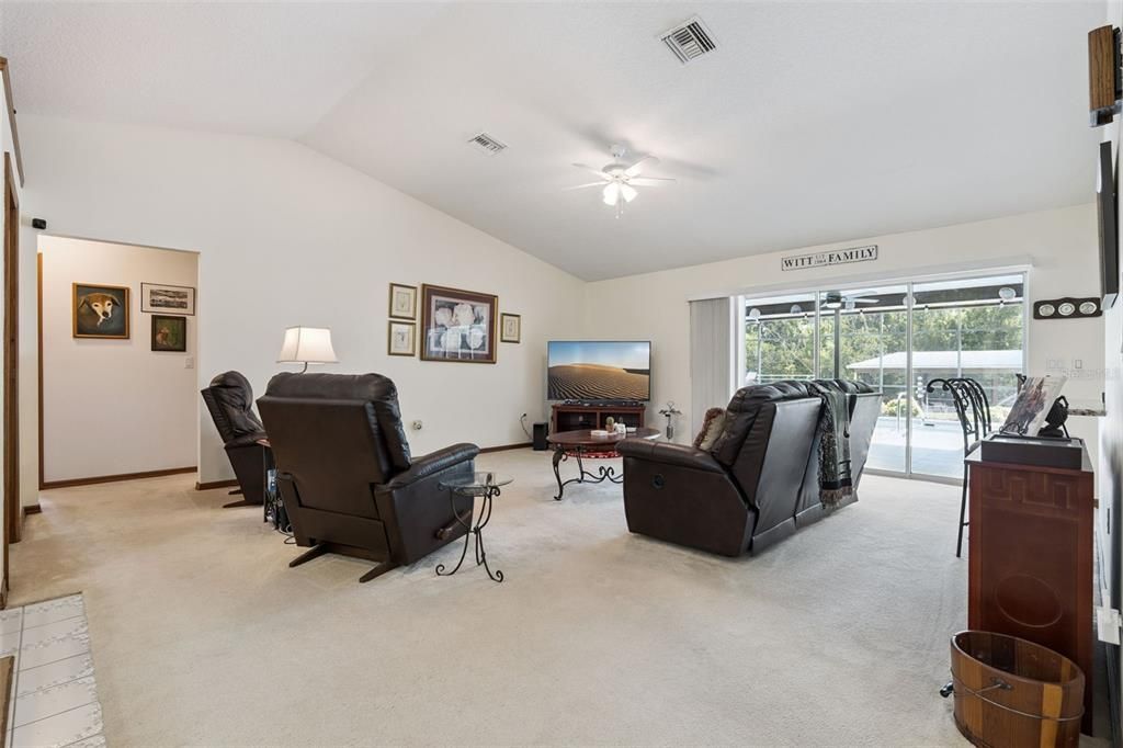 For Sale: $595,900 (3 beds, 2 baths, 2001 Square Feet)