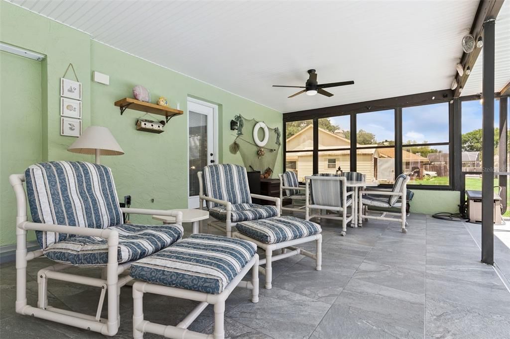 For Sale: $595,900 (3 beds, 2 baths, 2001 Square Feet)