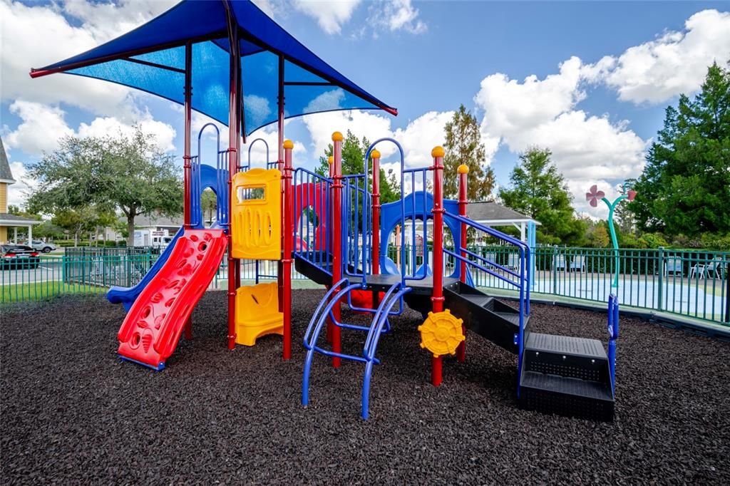 For Sale: $229,500 (3 beds, 2 baths, 1296 Square Feet)