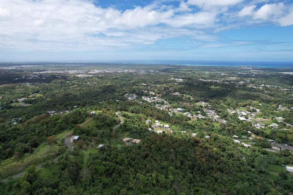 На продажу: $899,000 (28.00 acres)