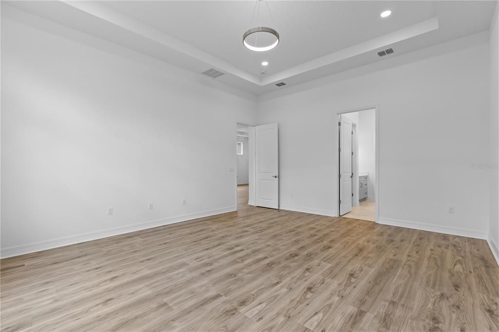 На продажу: $629,990 (3 спален, 3 ванн, 2360 Квадратных фут)