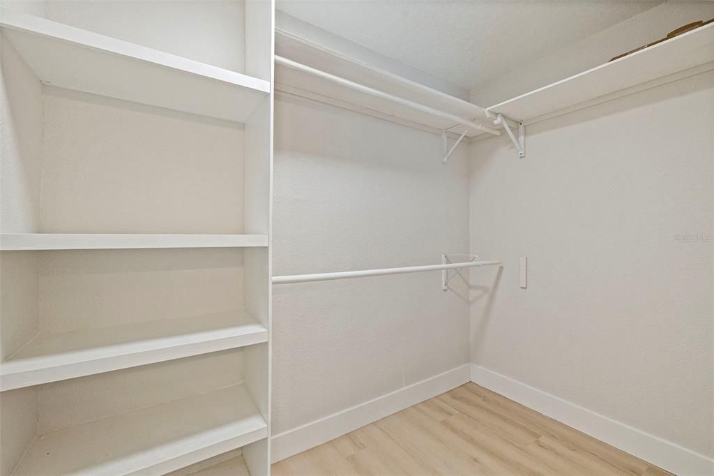 Activo con contrato: $450,000 (3 camas, 2 baños, 1450 Pies cuadrados)