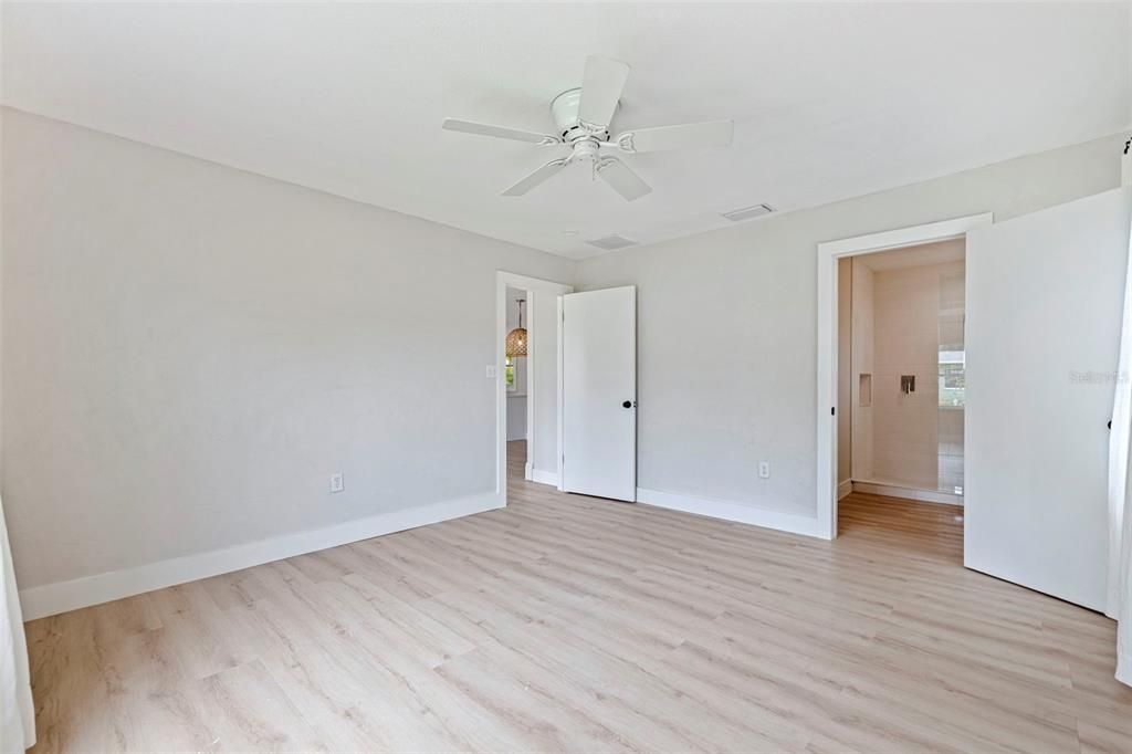 Activo con contrato: $450,000 (3 camas, 2 baños, 1450 Pies cuadrados)