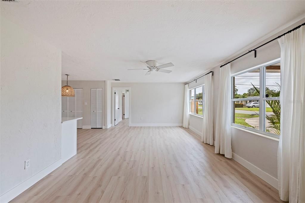 Activo con contrato: $450,000 (3 camas, 2 baños, 1450 Pies cuadrados)