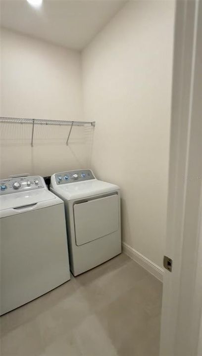 For Rent: $3,000 (4 beds, 2 baths, 2174 Square Feet)