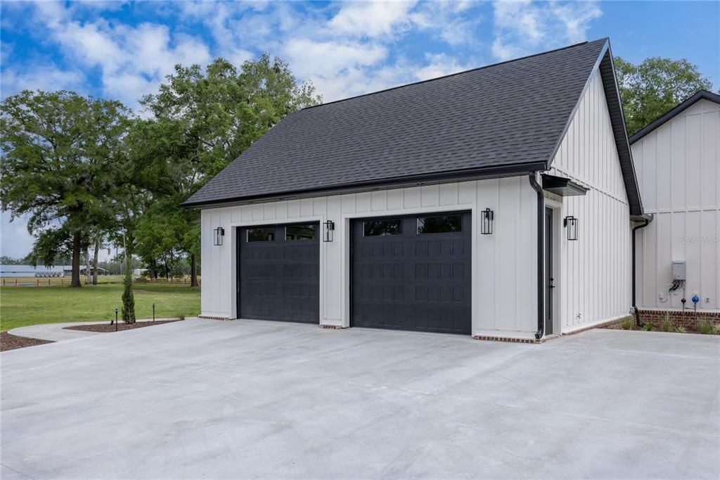 For Sale: $1,600,000 (4 beds, 4 baths, 3500 Square Feet)