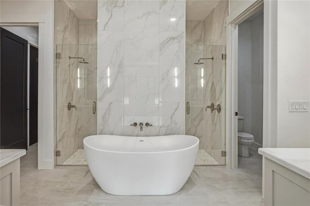 For Sale: $1,600,000 (4 beds, 4 baths, 3500 Square Feet)
