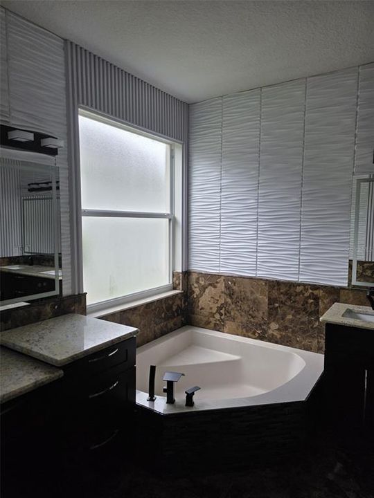 For Sale: $695,000 (4 beds, 3 baths, 3163 Square Feet)