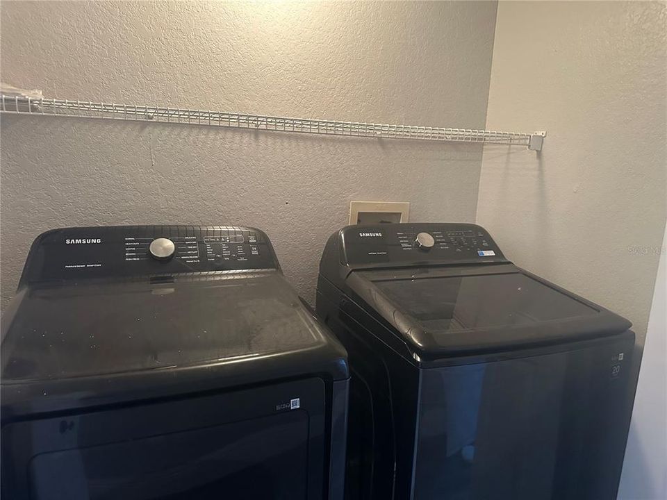 For Rent: $1,450 (1 beds, 1 baths, 792 Square Feet)