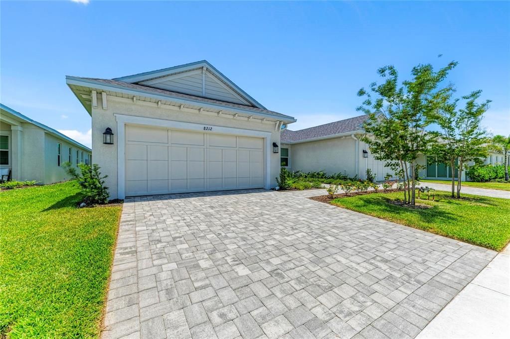 For Sale: $448,000 (2 beds, 2 baths, 1486 Square Feet)