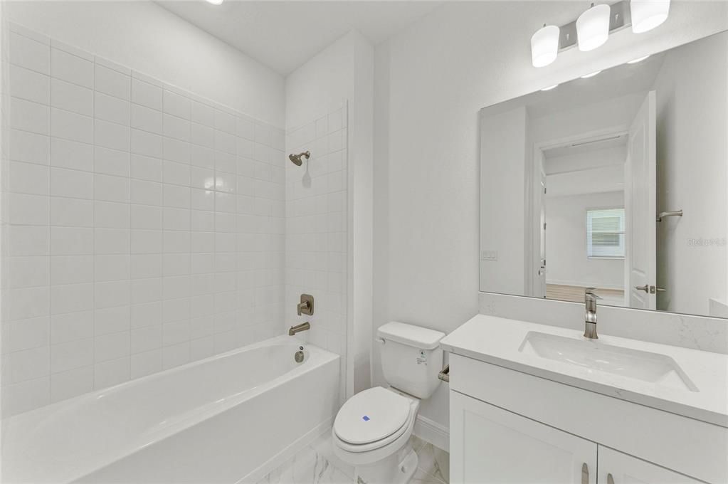 For Sale: $448,000 (2 beds, 2 baths, 1486 Square Feet)