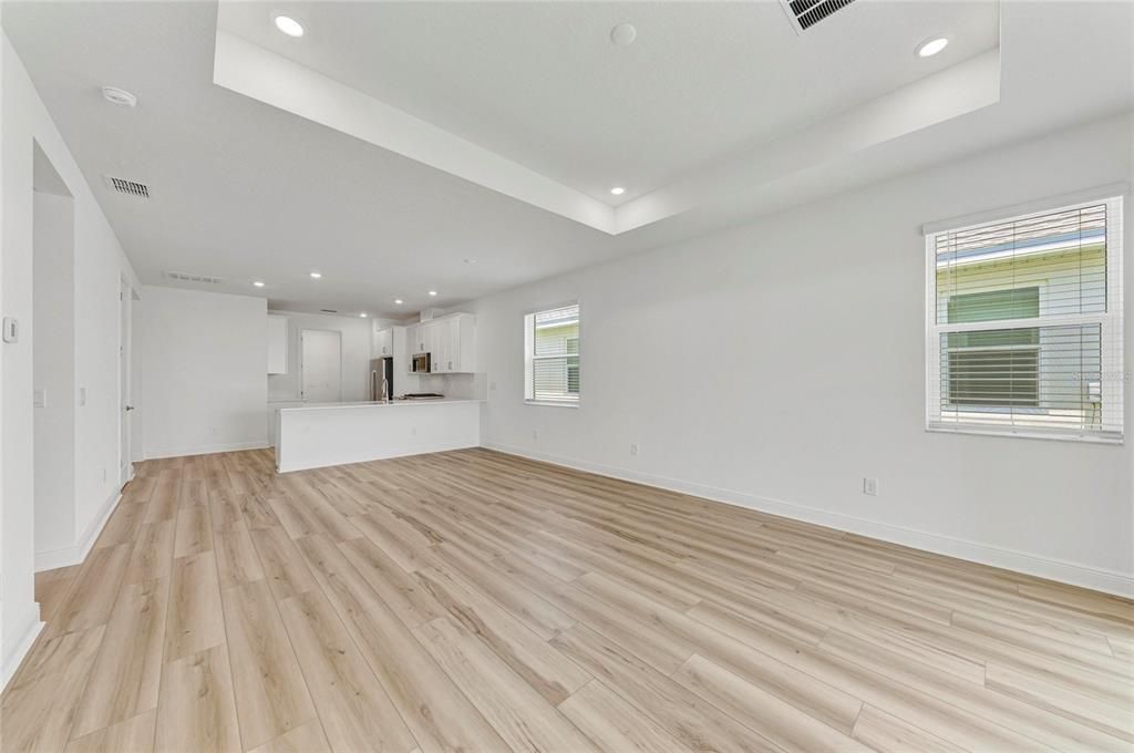 For Sale: $448,000 (2 beds, 2 baths, 1486 Square Feet)