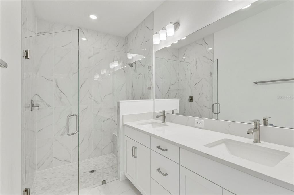 For Sale: $448,000 (2 beds, 2 baths, 1486 Square Feet)