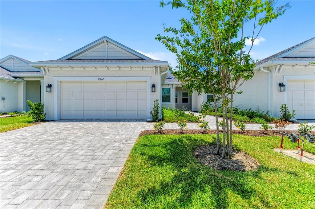 For Sale: $448,000 (2 beds, 2 baths, 1486 Square Feet)