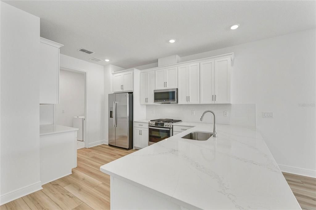 For Sale: $448,000 (2 beds, 2 baths, 1486 Square Feet)
