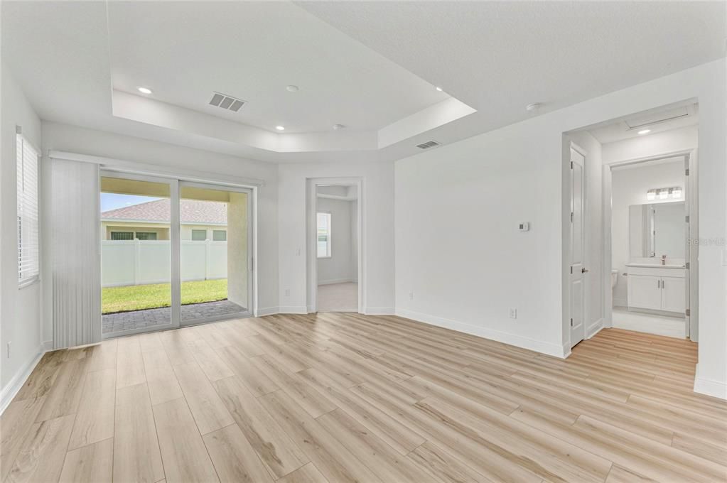 For Sale: $448,000 (2 beds, 2 baths, 1486 Square Feet)