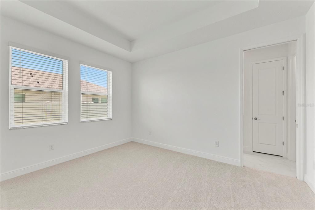 For Sale: $448,000 (2 beds, 2 baths, 1486 Square Feet)