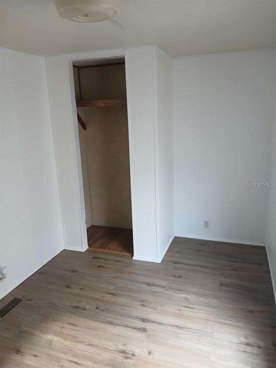 For Rent: $950 (2 beds, 1 baths, 672 Square Feet)