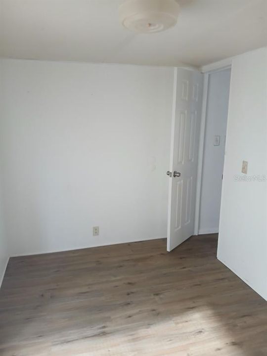 For Rent: $950 (2 beds, 1 baths, 672 Square Feet)