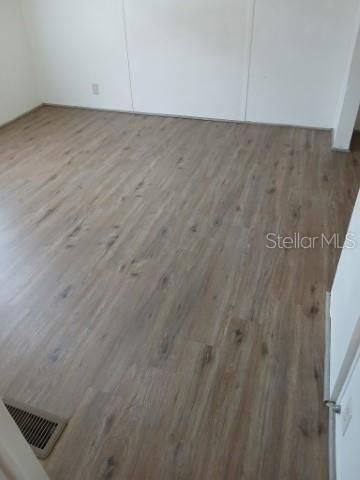 For Rent: $950 (2 beds, 1 baths, 672 Square Feet)