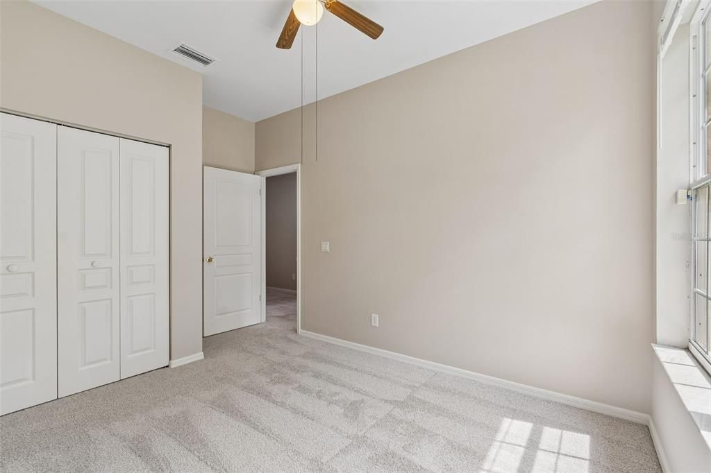 На продажу: $539,900 (4 спален, 2 ванн, 1985 Квадратных фут)