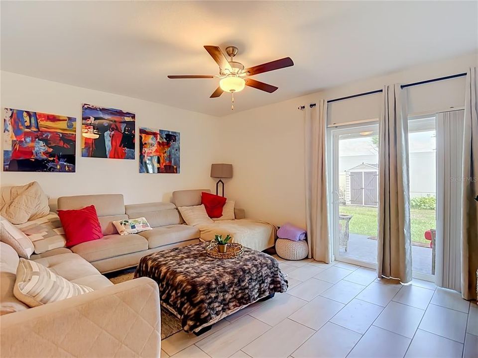 For Sale: $440,000 (6 beds, 3 baths, 2580 Square Feet)