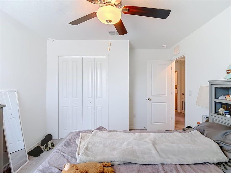 For Sale: $440,000 (6 beds, 3 baths, 2580 Square Feet)