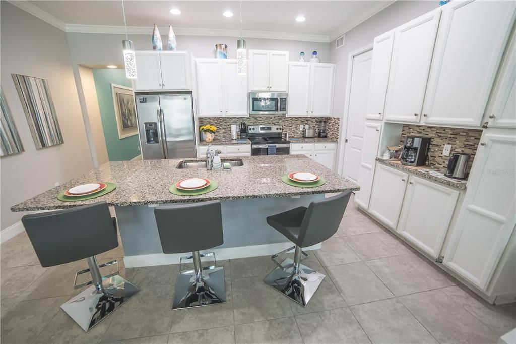 : $2,800 (5 camas, 4 baños, 2094 Pies cuadrados)