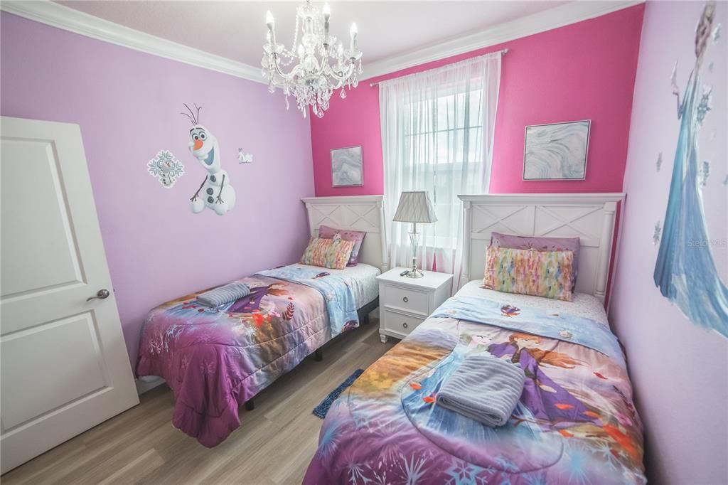 : $2,800 (5 camas, 4 baños, 2094 Pies cuadrados)