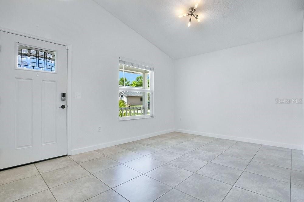 En Venta: $390,000 (3 camas, 2 baños, 1294 Pies cuadrados)