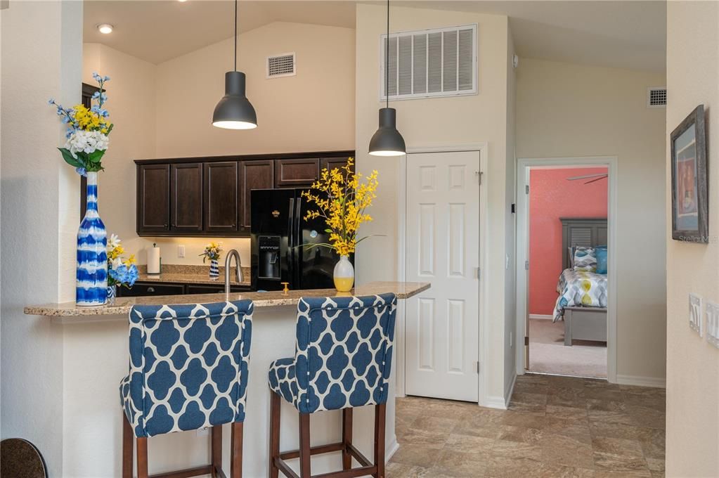 For Sale: $300,000 (3 beds, 2 baths, 1919 Square Feet)