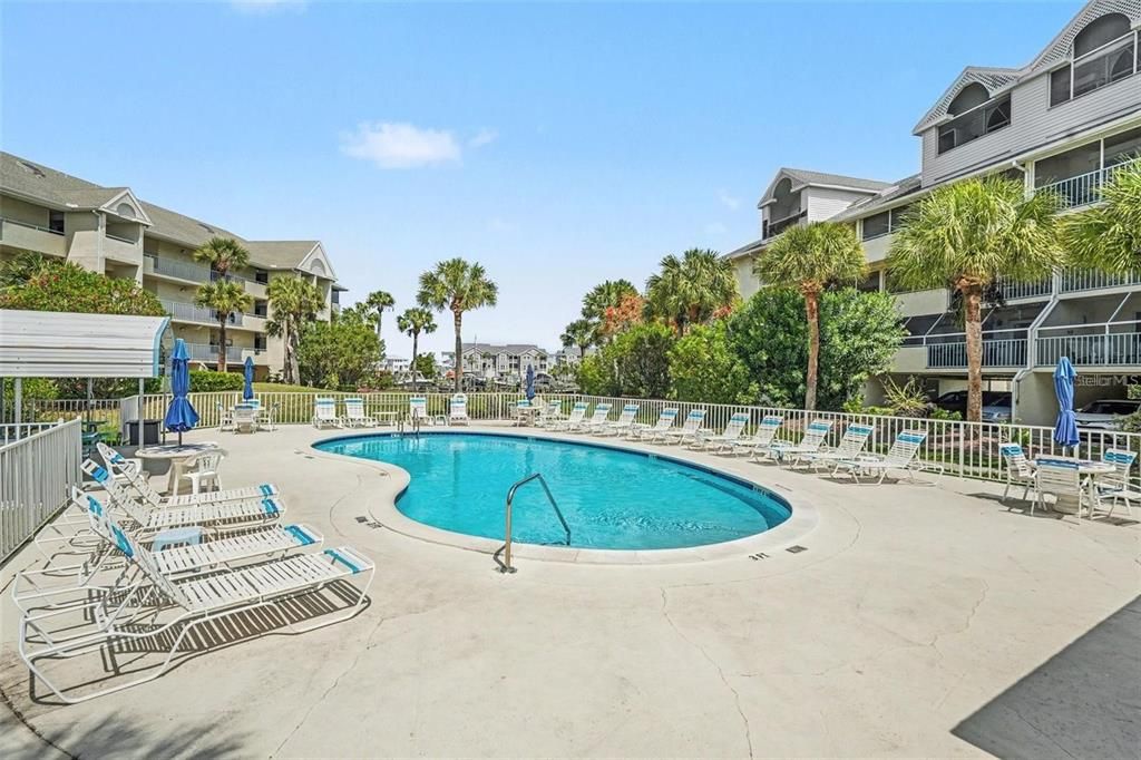 For Rent: $2,650 (3 beds, 3 baths, 1676 Square Feet)