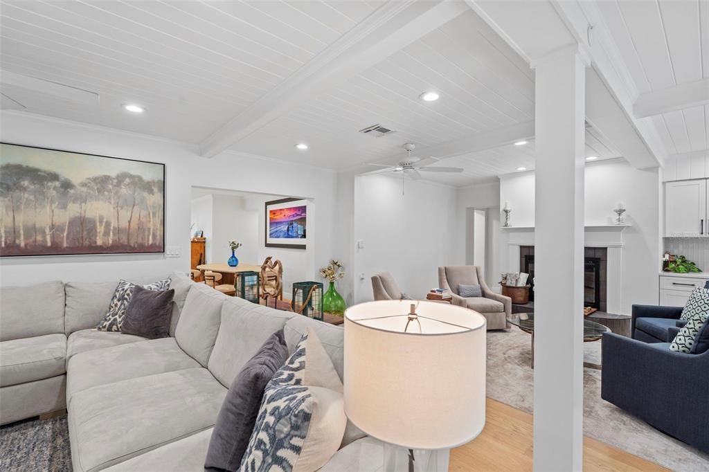 For Sale: $1,799,000 (5 beds, 3 baths, 3050 Square Feet)
