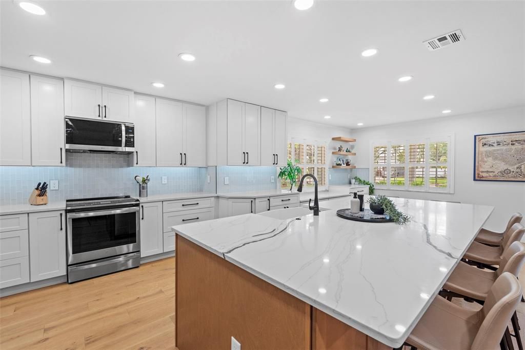 For Sale: $1,799,000 (5 beds, 3 baths, 3050 Square Feet)