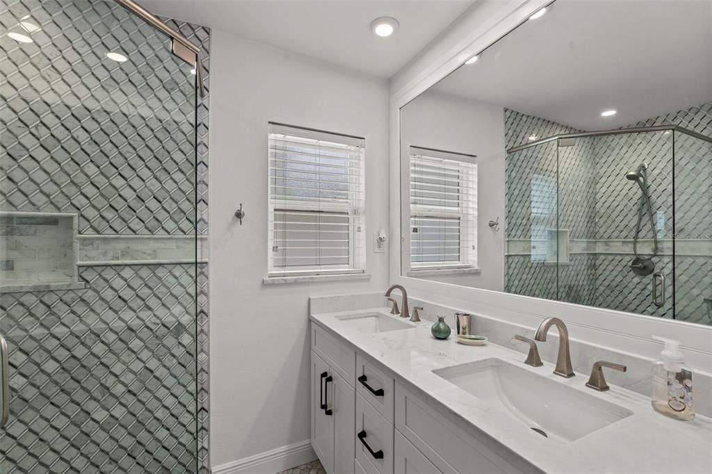 For Sale: $1,799,000 (5 beds, 3 baths, 3050 Square Feet)