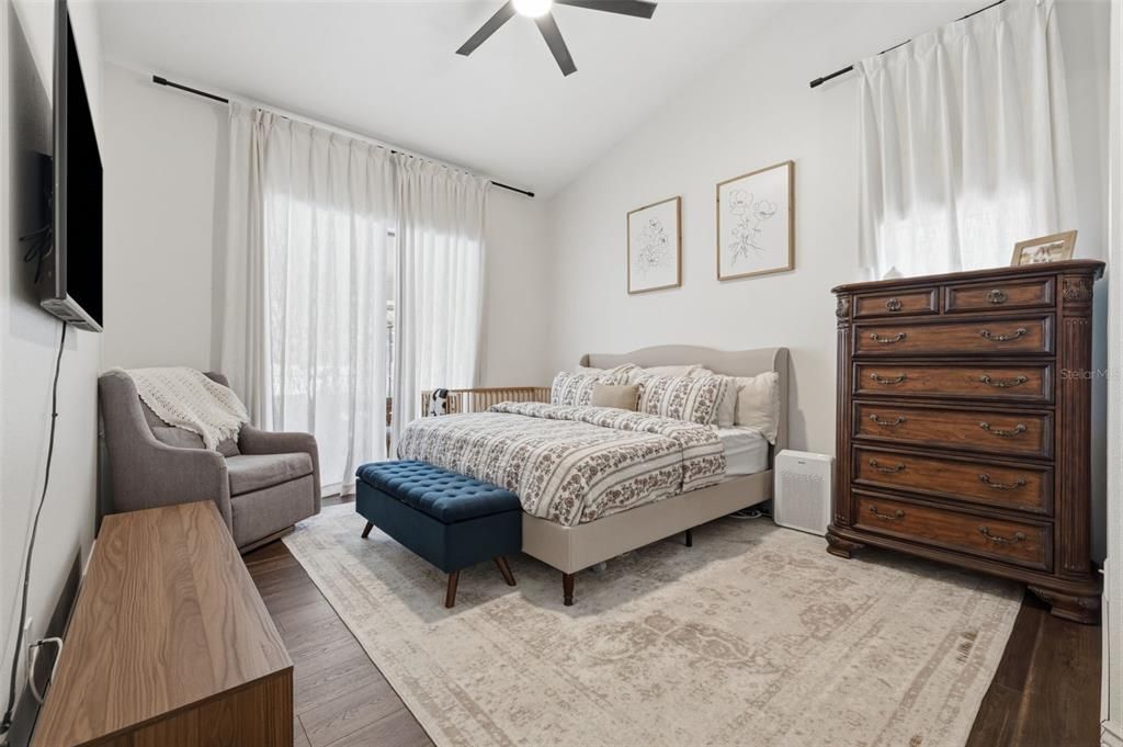 En Venta: $549,999 (4 camas, 2 baños, 2280 Pies cuadrados)