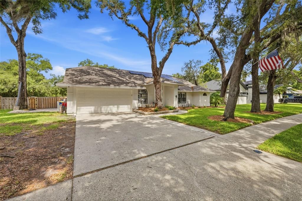 En Venta: $549,999 (4 camas, 2 baños, 2280 Pies cuadrados)