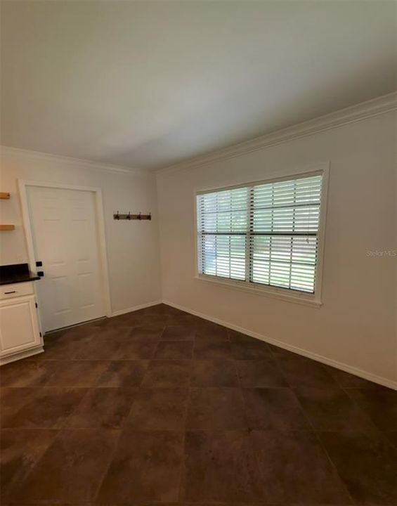 For Sale: $360,000 (3 beds, 2 baths, 1596 Square Feet)