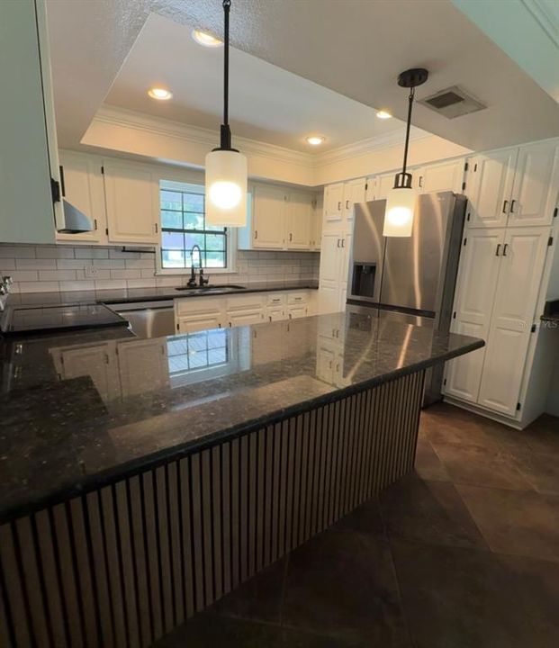 For Sale: $360,000 (3 beds, 2 baths, 1596 Square Feet)