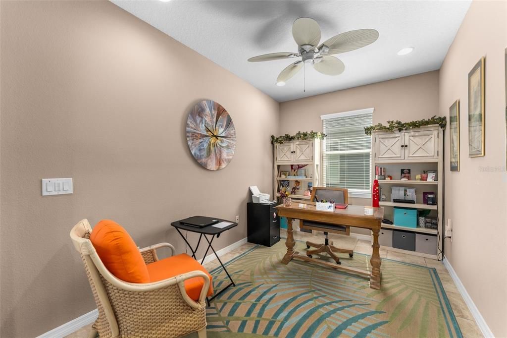 For Sale: $355,000 (3 beds, 2 baths, 1862 Square Feet)