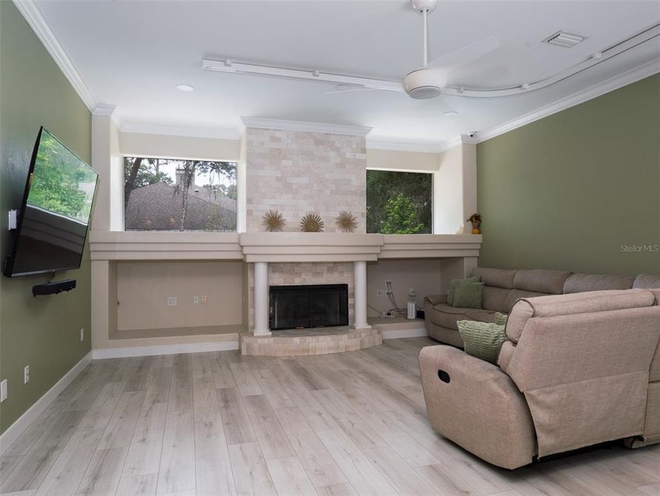 For Sale: $697,000 (4 beds, 3 baths, 3231 Square Feet)