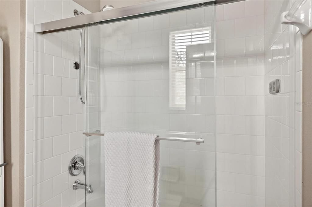 En Venta: $697,000 (5 camas, 4 baños, 3574 Pies cuadrados)