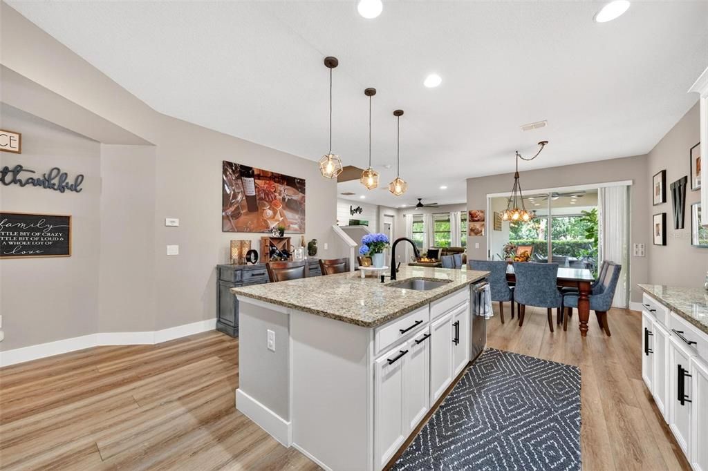 En Venta: $697,000 (5 camas, 4 baños, 3574 Pies cuadrados)