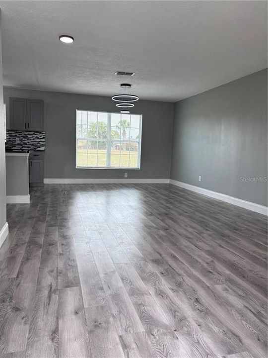 В аренду: $2,650 (4 спален, 2 ванн, 1765 Квадратных фут)